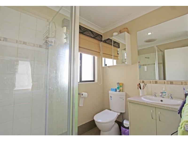 10 Salome Crescent, Lakelands WA 6180