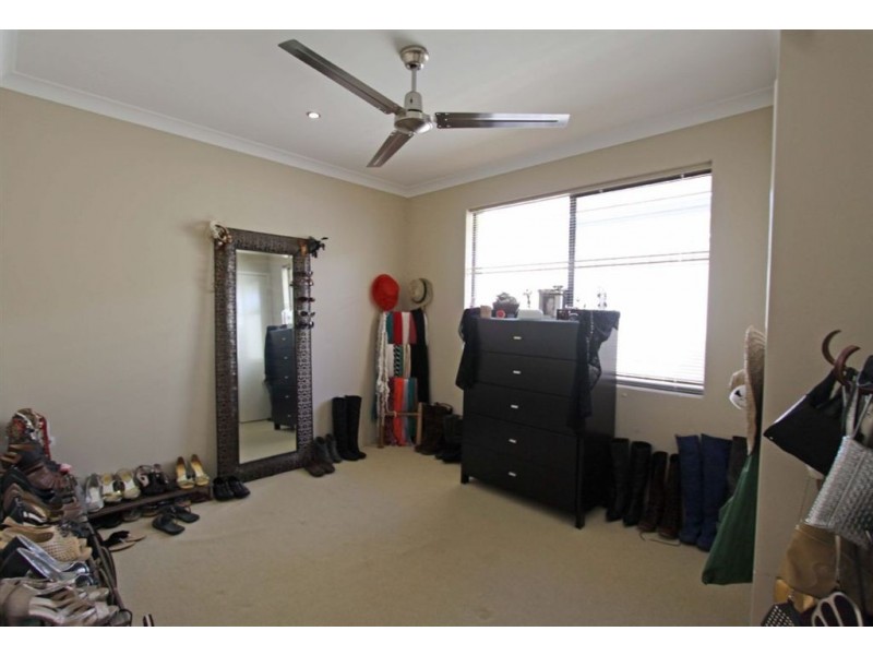 10 Salome Crescent, Lakelands WA 6180