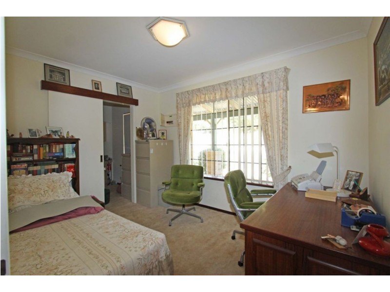 2 Harvey View Drive, Herron WA 6211