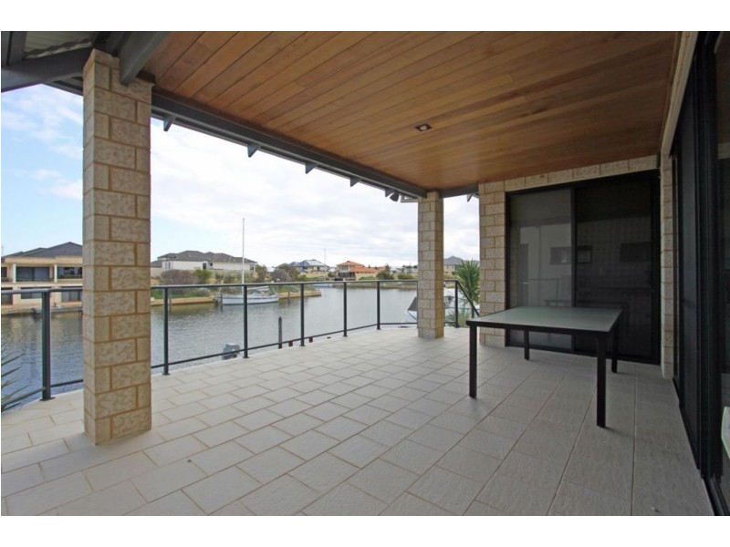 42 Sandpiper Island Retreat, Wannanup WA 6210