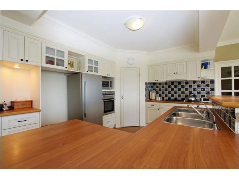 42 Sandpiper Island Retreat, Wannanup WA 6210