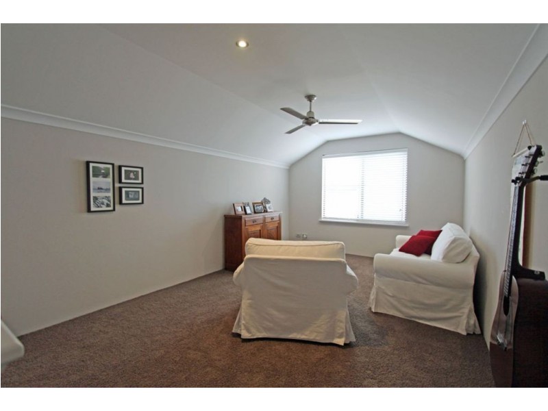 16 Shannon Road, Mandurah WA 6210