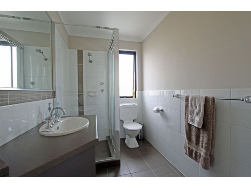 16 Shannon Road, Mandurah WA 6210