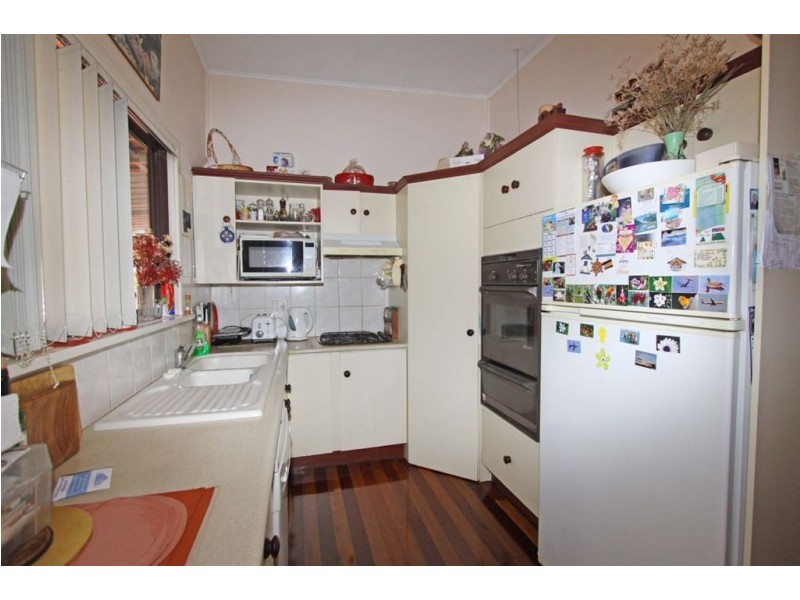 4 Clytie Road, Silver Sands WA 6210