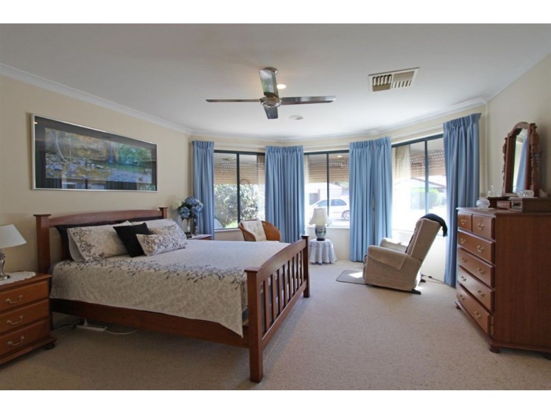 37 Janice Avenue, Falcon WA 6210