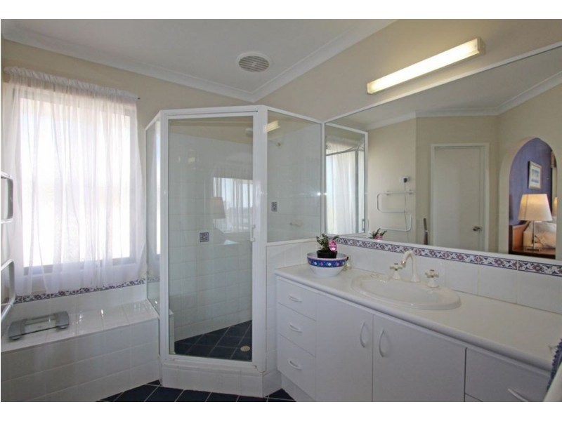 3 Acheron Road, San Remo WA 6210