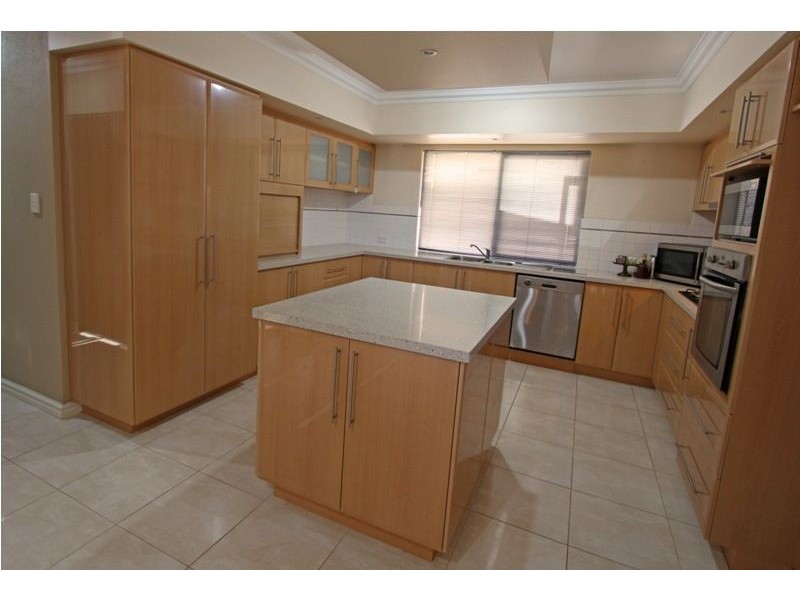 45 Darwin Terrace, Dudley Park WA 6210