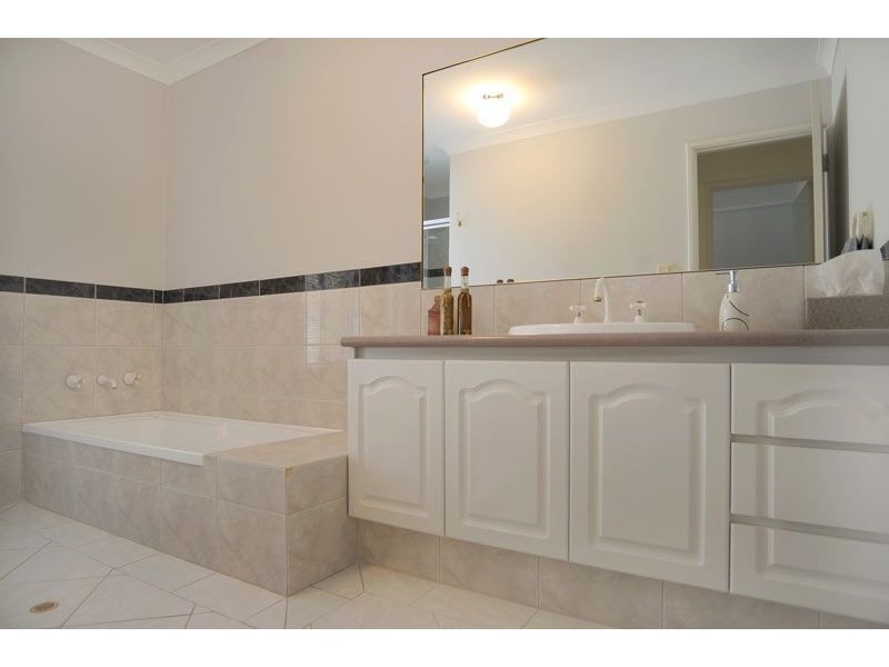 71 Willoughbridge Crescent, Erskine WA 6210