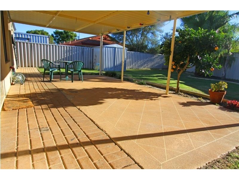 7 Kookaburra Drive, Greenfields WA 6210