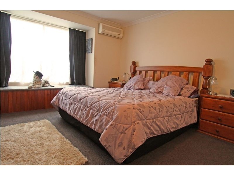 115 Midsummer Circle, Pinjarra WA 6208