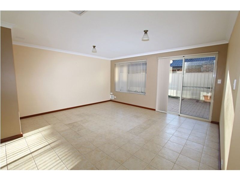 30 Petit Loop, Dudley Park WA 6210