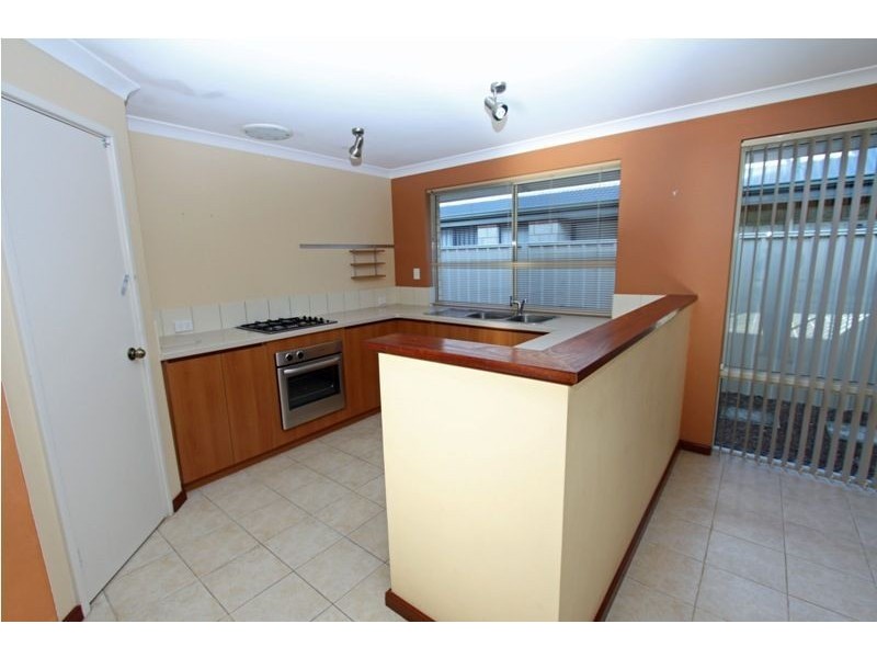 30 Petit Loop, Dudley Park WA 6210