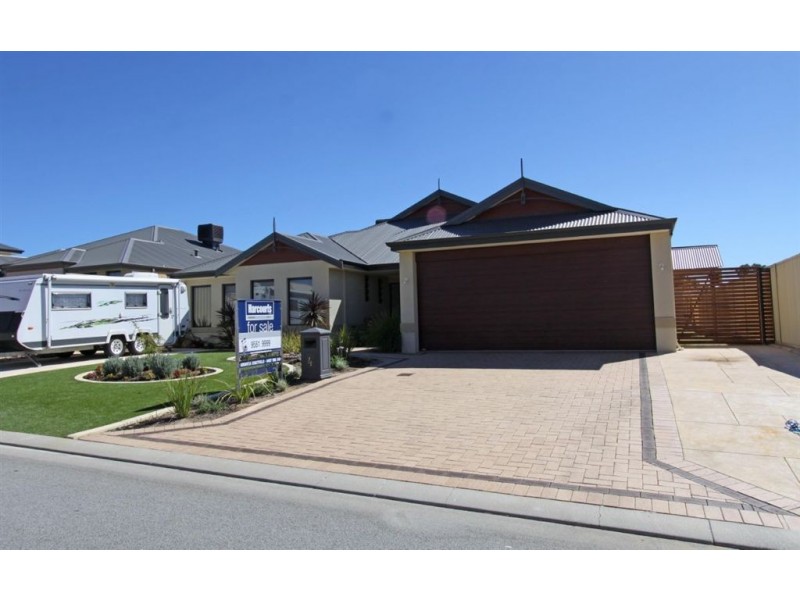 4 Joshua Carrol Street, Madora Bay WA 6210