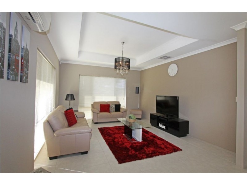 4 Joshua Carrol Street, Madora Bay WA 6210