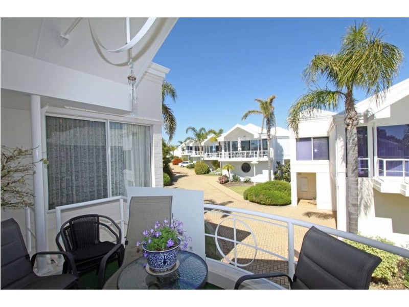 14/3 Leslie Street, Dudley Park WA 6210