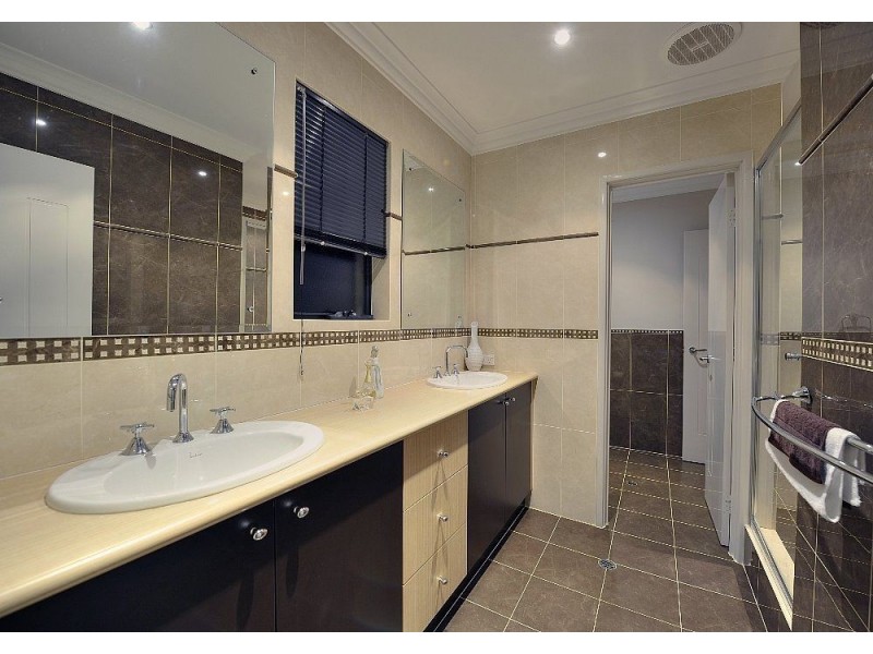 21 Waterlily Drive, Dudley Park WA 6210