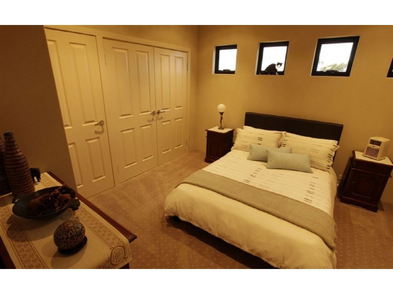 17 Leisure Way, Halls Head WA 6210