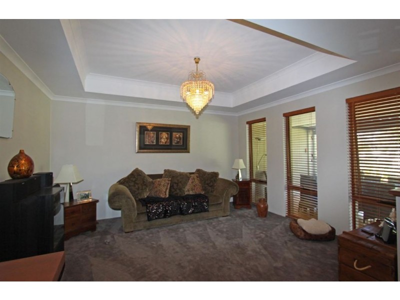 61 Ballard Meander, Lakelands WA 6180