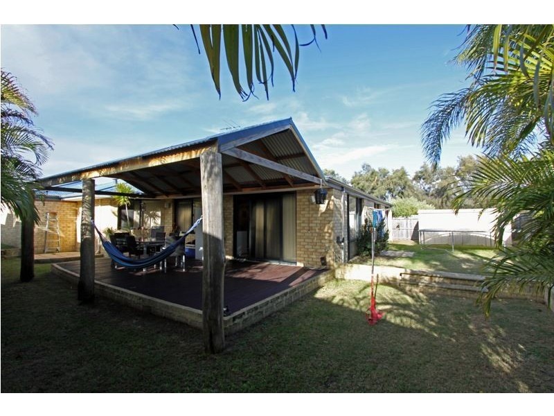 6 Aldenham Heights, Halls Head WA 6210