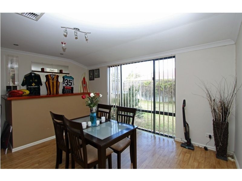 6 Aldenham Heights, Halls Head WA 6210