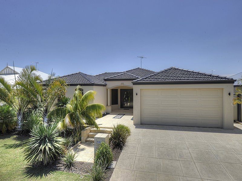 15 Brackenridge Ramble, Meadow Springs WA 6210