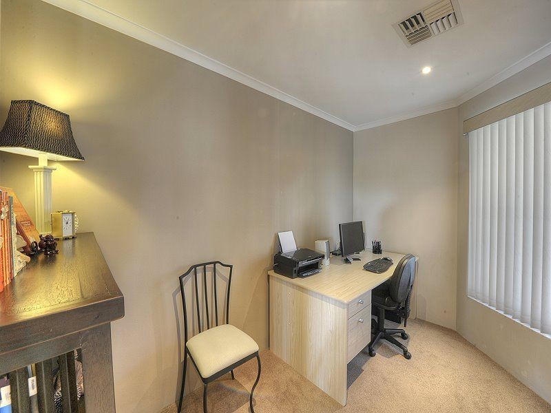 15 Brackenridge Ramble, Meadow Springs WA 6210