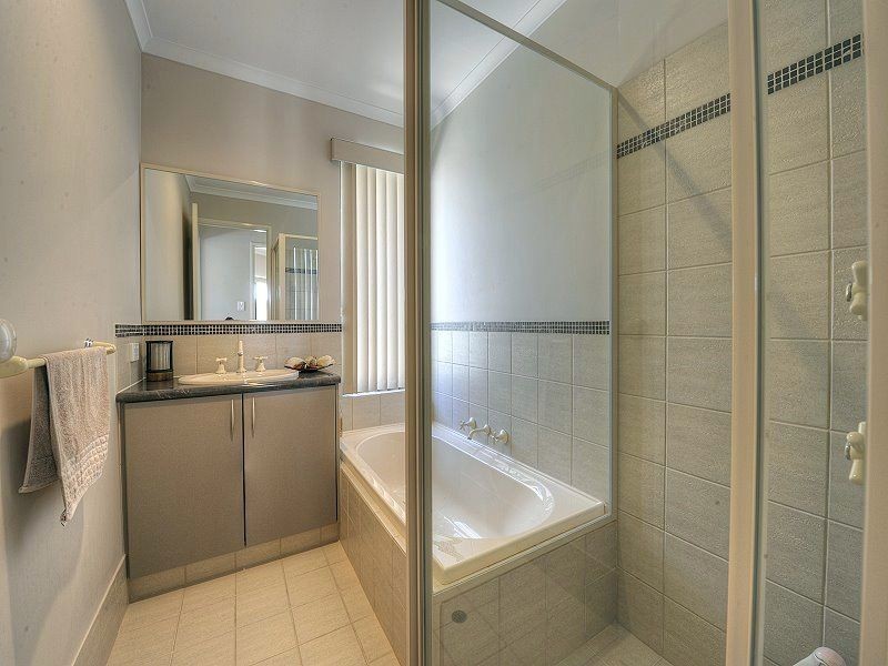 15 Brackenridge Ramble, Meadow Springs WA 6210