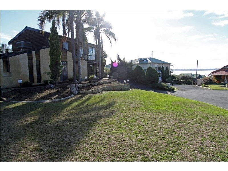 7 Acacia Close, Bouvard WA 6211