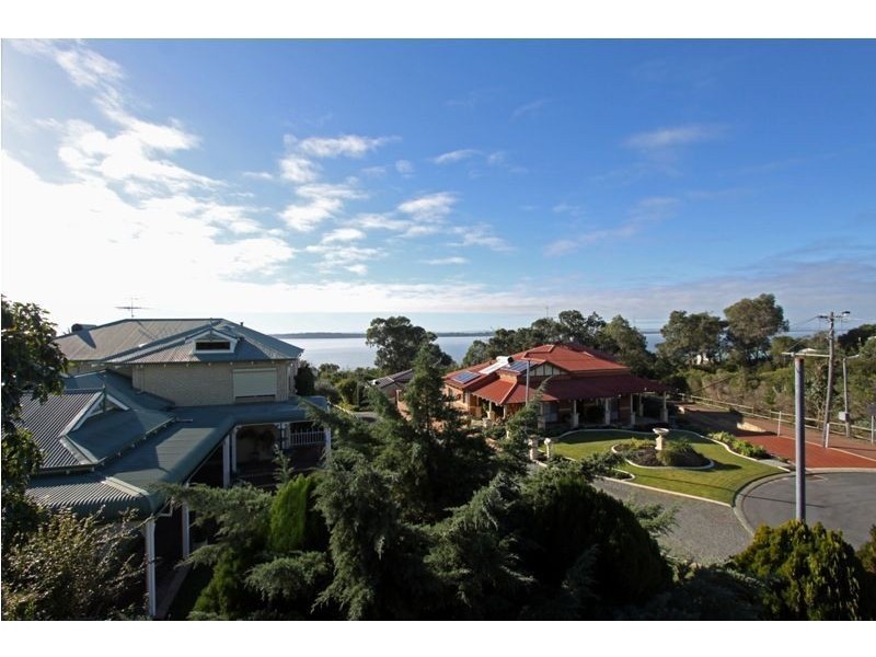 7 Acacia Close, Bouvard WA 6211