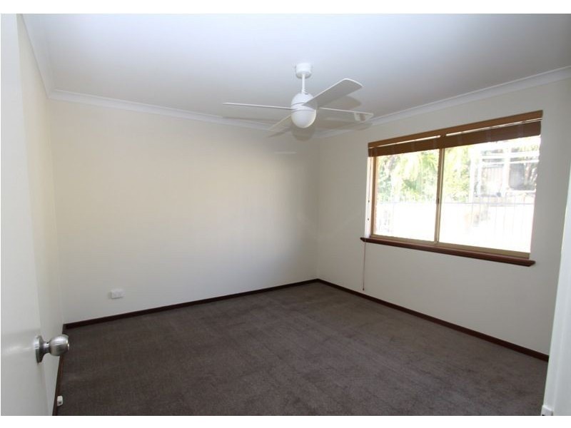 104 McLarty Road, Halls Head WA 6210