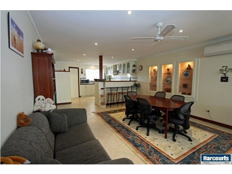 27 Shayne Street, Halls Head WA 6210