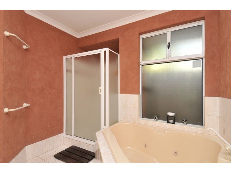 27 Challenger Road, Madora Bay WA 6210