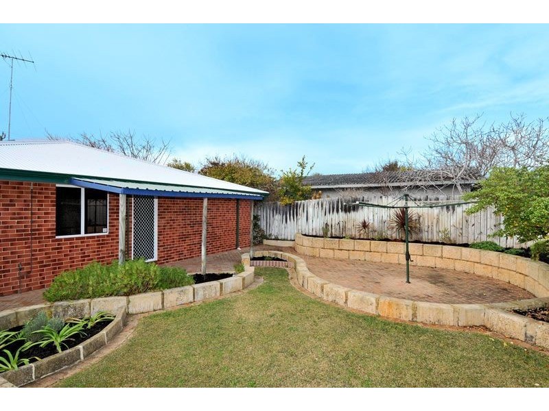 27 Challenger Road, Madora Bay WA 6210