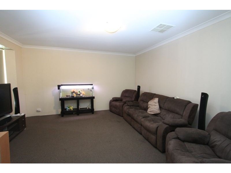 53 Noreena Avenue, Golden Bay WA 6174