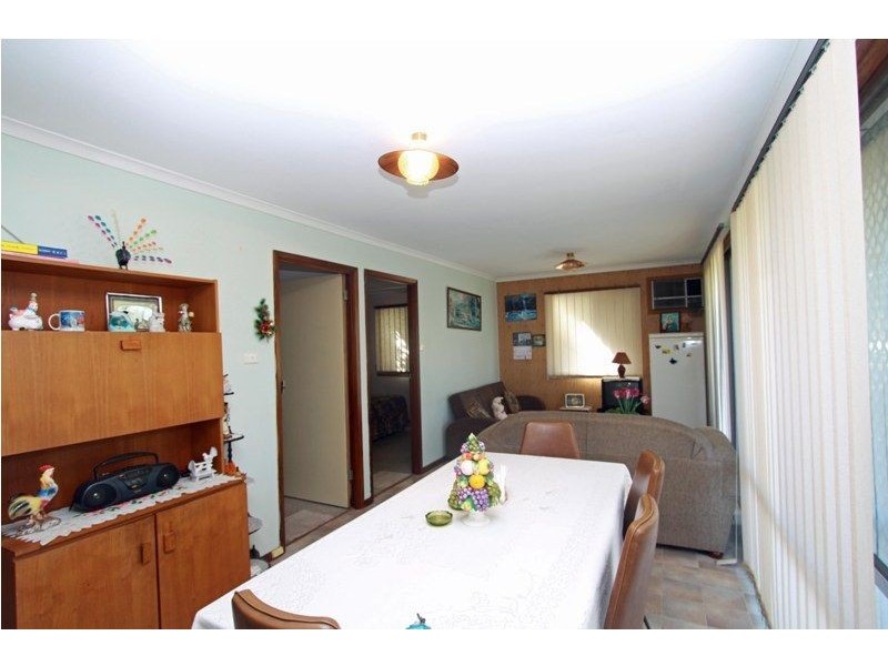 18 Dorothy Avenue, Falcon WA 6210