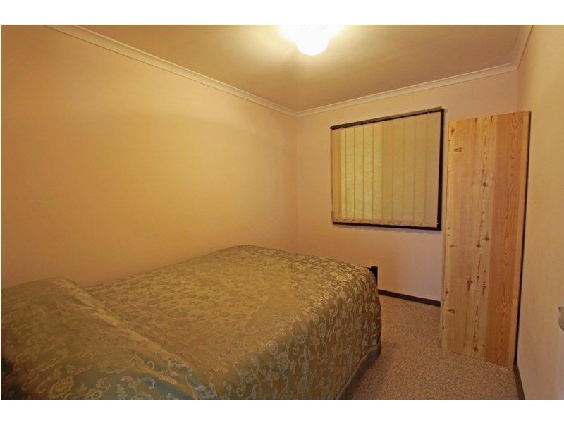 18 Dorothy Avenue, Falcon WA 6210