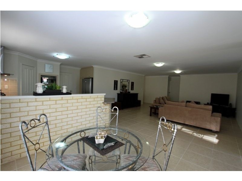 19 Camden Way, Meadow Springs WA 6210