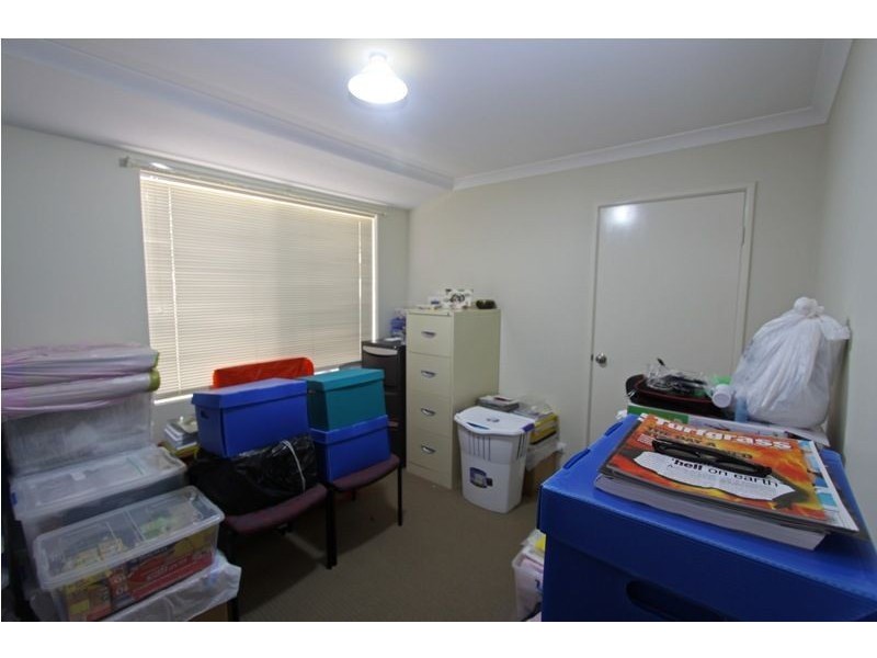 8 Sandbridge Way, Meadow Springs WA 6210