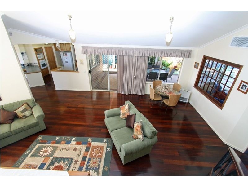 6 Carabeen Place, Halls Head WA 6210