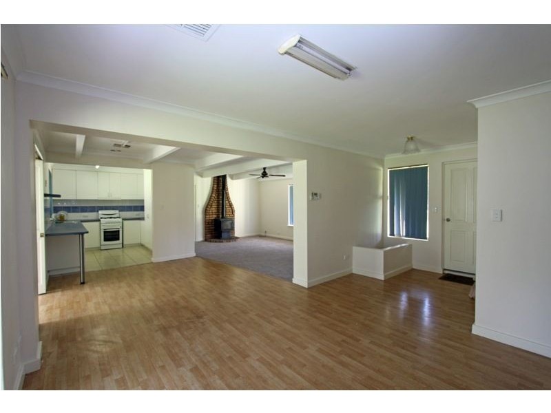 136 Greenwood Way, Barragup WA 6209