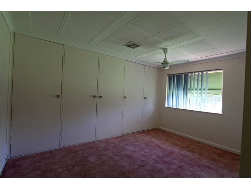 136 Greenwood Way, Barragup WA 6209