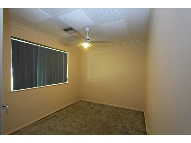 136 Greenwood Way, Barragup WA 6209