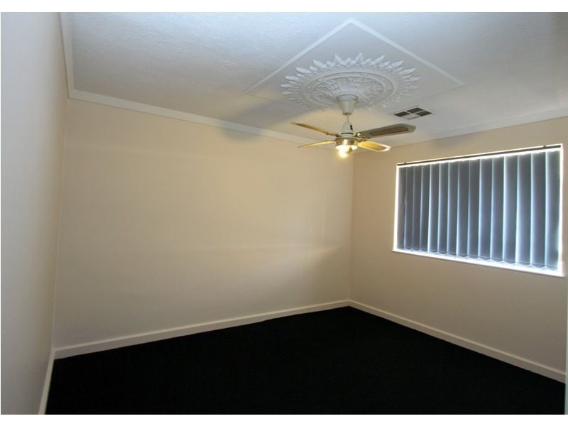 136 Greenwood Way, Barragup WA 6209