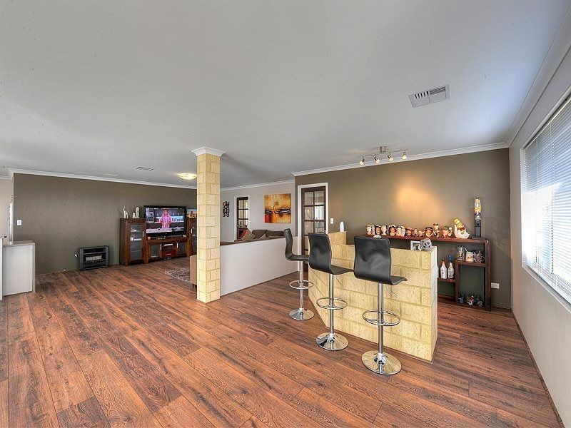 79 Cawana Parkway, Lakelands WA 6180