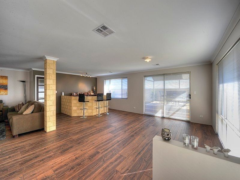 79 Cawana Parkway, Lakelands WA 6180