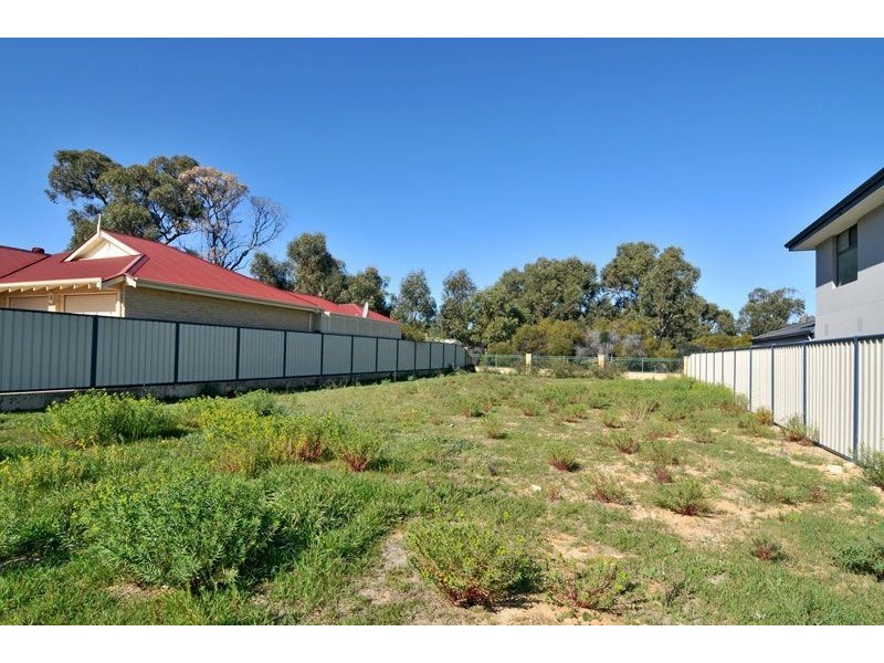 14 Anniston Loop, Meadow Springs WA 6210