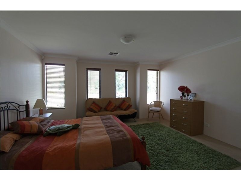 6 Moondyne Ramble, Ravenswood WA 6208