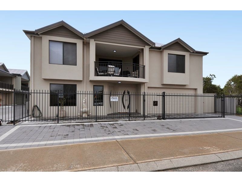 7/28 Davey Street, Mandurah WA 6210