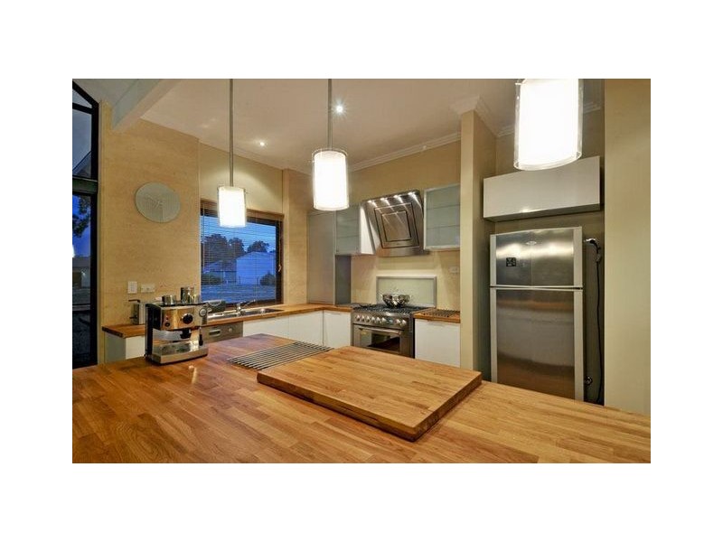 26 Pleasant Grove Circle, Falcon WA 6210