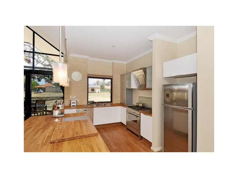 26 Pleasant Grove Circle, Falcon WA 6210